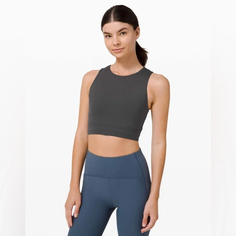 Lululemon Hotty Hot Cropped Tank in Graphite Grey